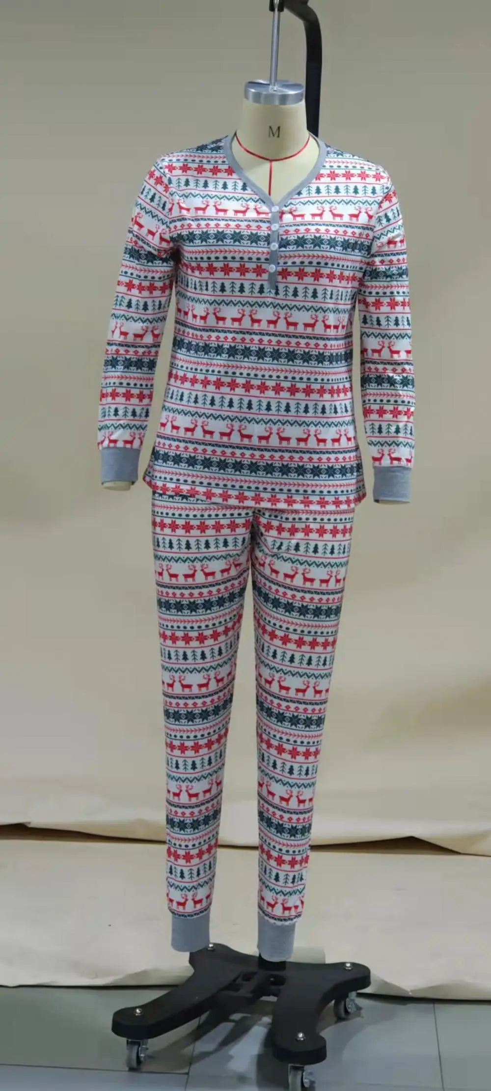 Pyjama de Noël Familial Renne et Sapin - Ensemble Assorti Parents et Enfants