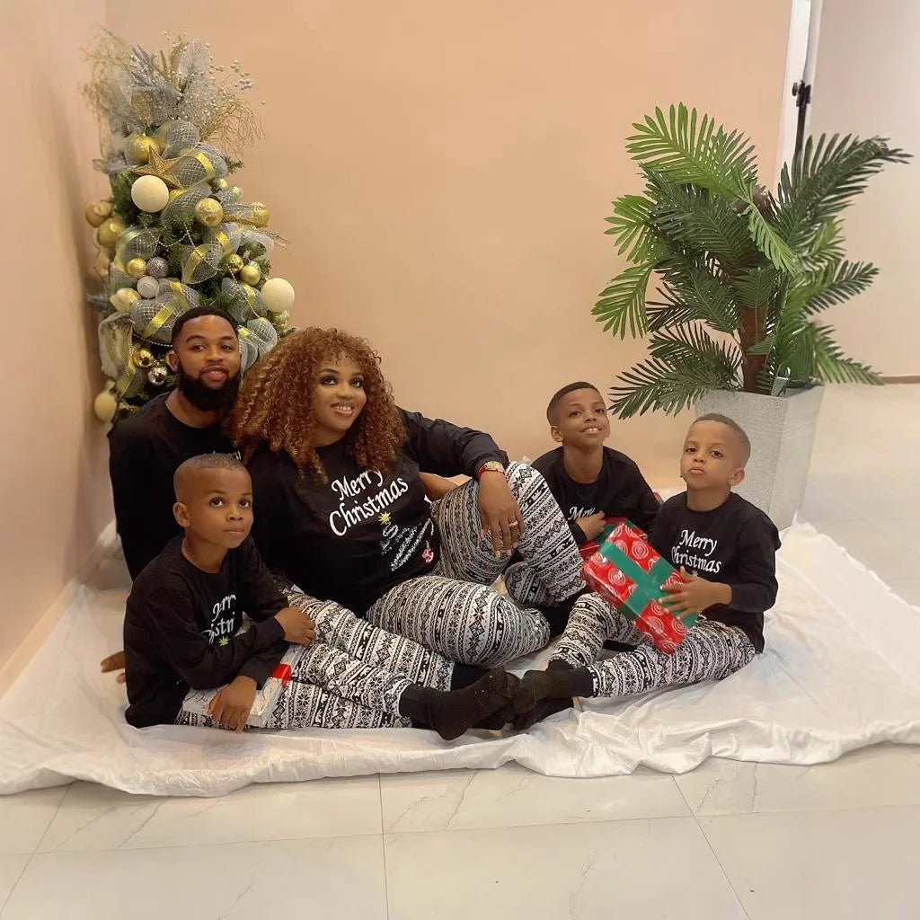 Pyjama de Noël Familial 2025 Vintage - Ensemble Assorti Parents Enfants Bébé