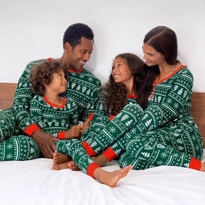 Pyjama de Noël Familial Cerf - Ensemble 2 Pièces Adulte et Enfant Assorti